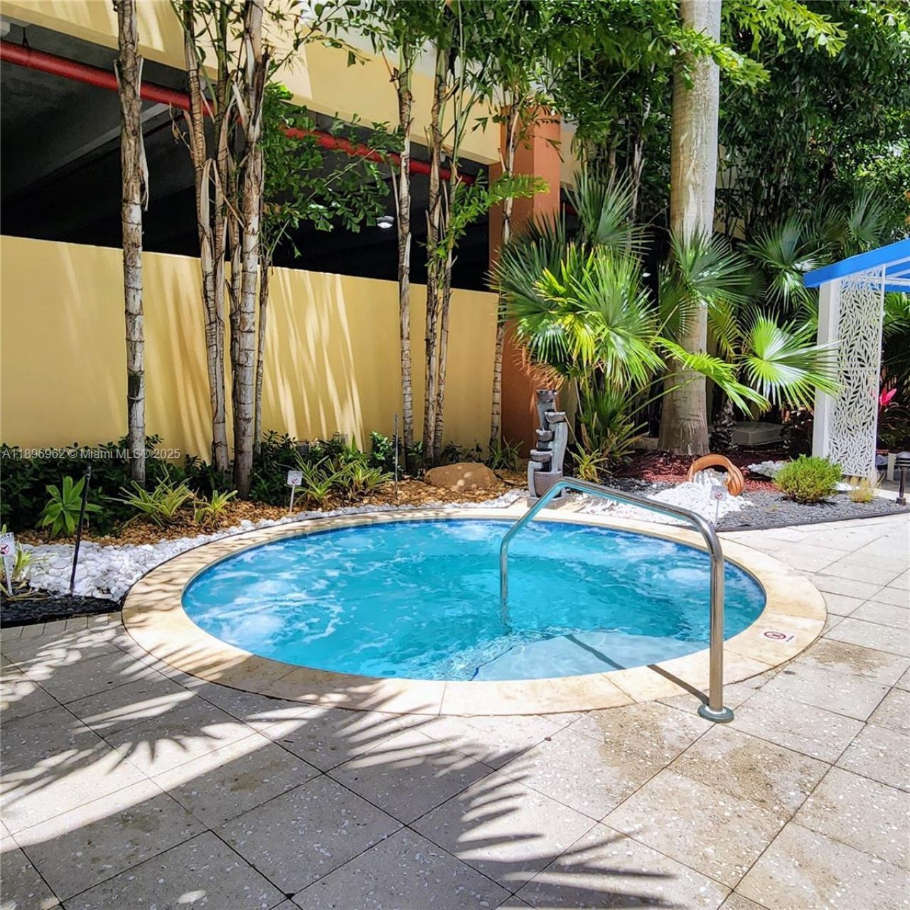 2775 NE 187th St, Unit 120, Aventura, FL 33180 Photo