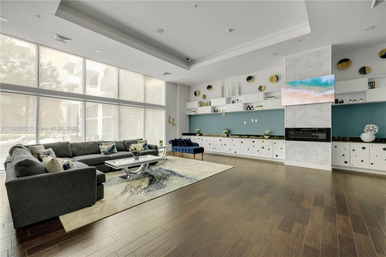 2775 NE 187th St, Unit 120, Aventura, FL 33180 Photo