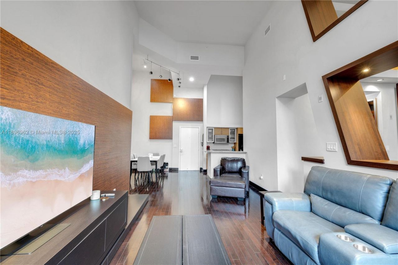 2775 NE 187th St, Unit 120, Aventura, FL 33180 Photo