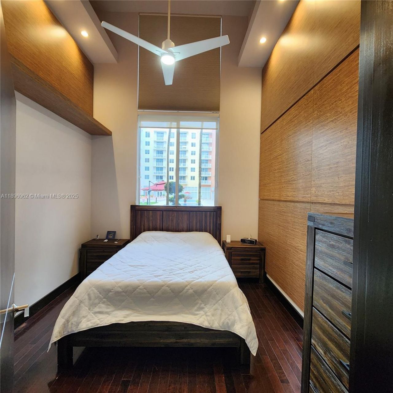 2775 NE 187th St, Unit 120, Aventura, FL 33180 Photo