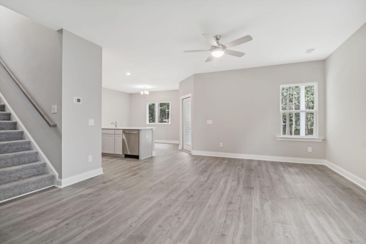 5000 Buggs Lane Photo 14