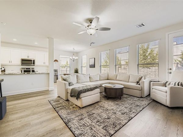 6811 Joelene Rae Drive, Arlington, TX 76001