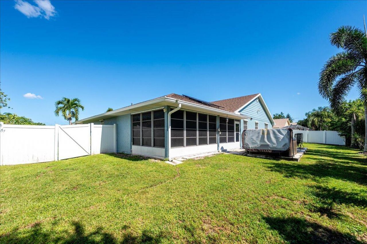 6876 Bronte Circle, Port Saint Lucie, FL 34952 Photo