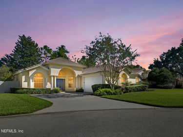 8423 MIZNER Circle E, Jacksonville, FL 32217