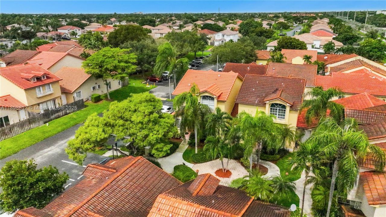 21533 SW 87th Ct, Unit 102, Cutler Bay, FL 33189 Photo