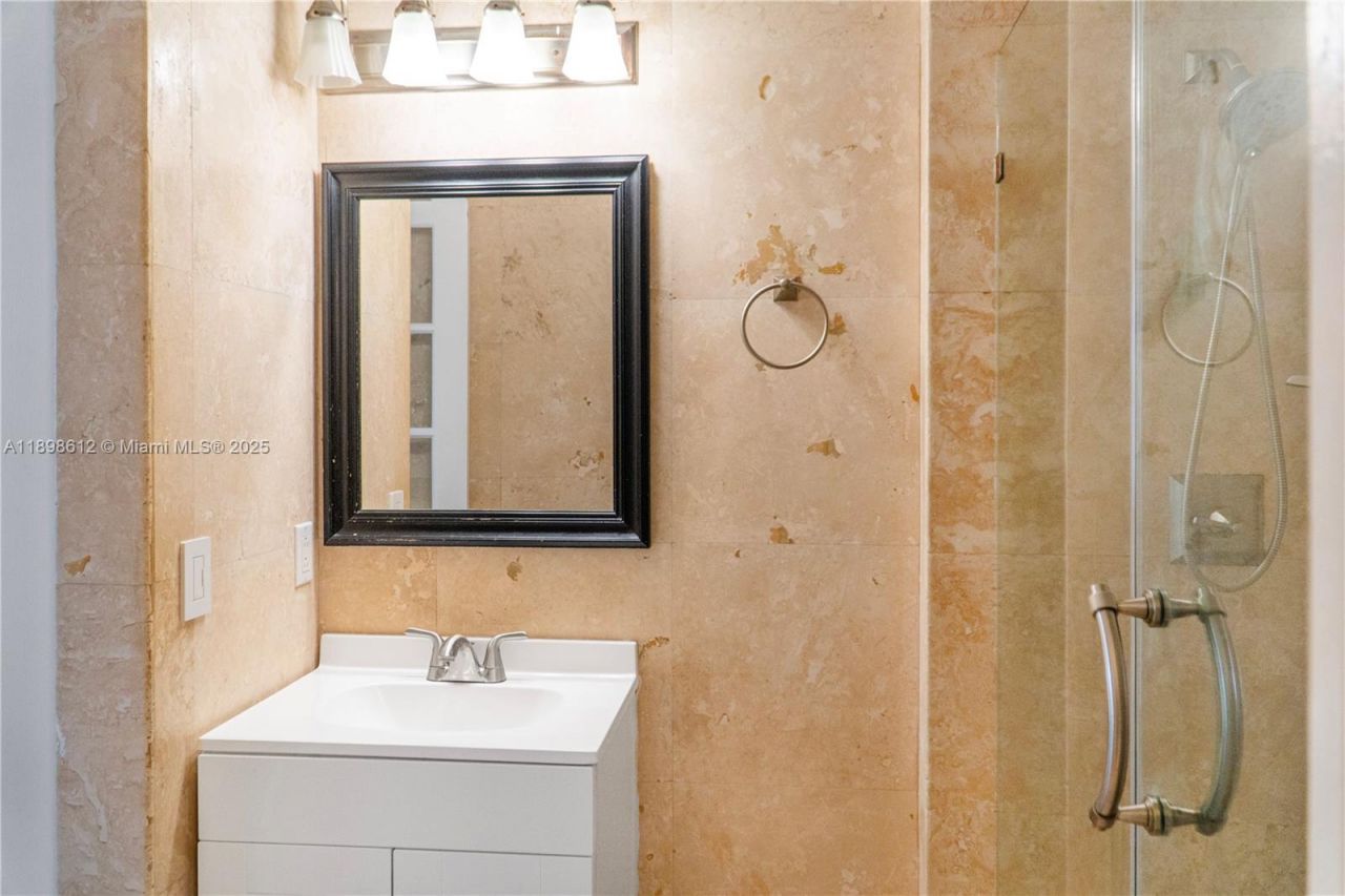 21533 SW 87th Ct, Unit 102, Cutler Bay, FL 33189 Photo