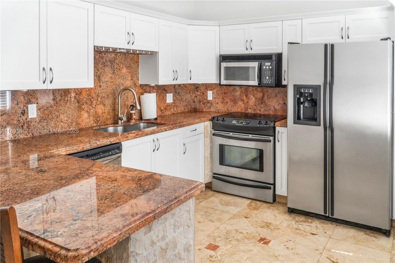 21533 SW 87th Ct, Unit 102, Cutler Bay, FL 33189 Photo