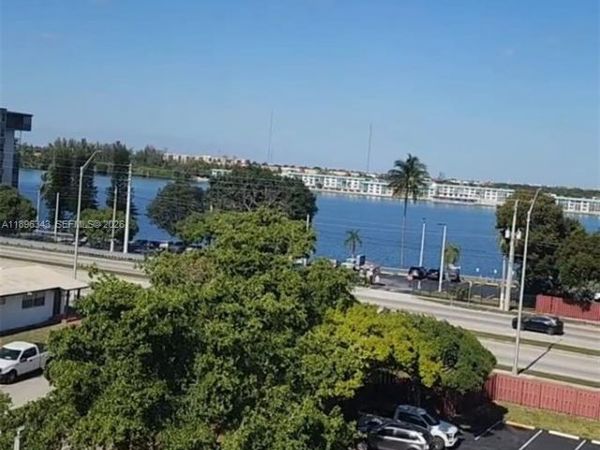 1200 NE Miami Gardens Dr, Unit 607W, Miami, FL 33179