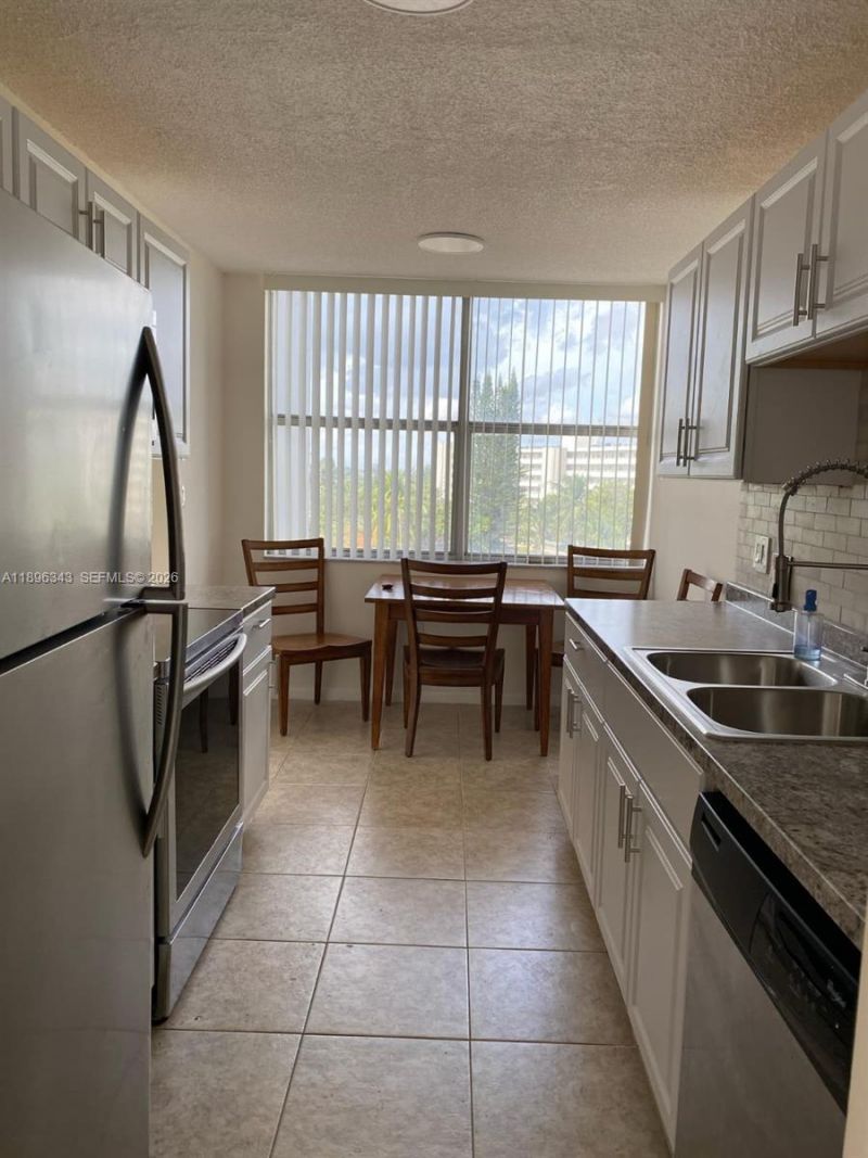 1200 NE Miami Gardens Dr, Unit 607W, Miami, FL 33179 Photo