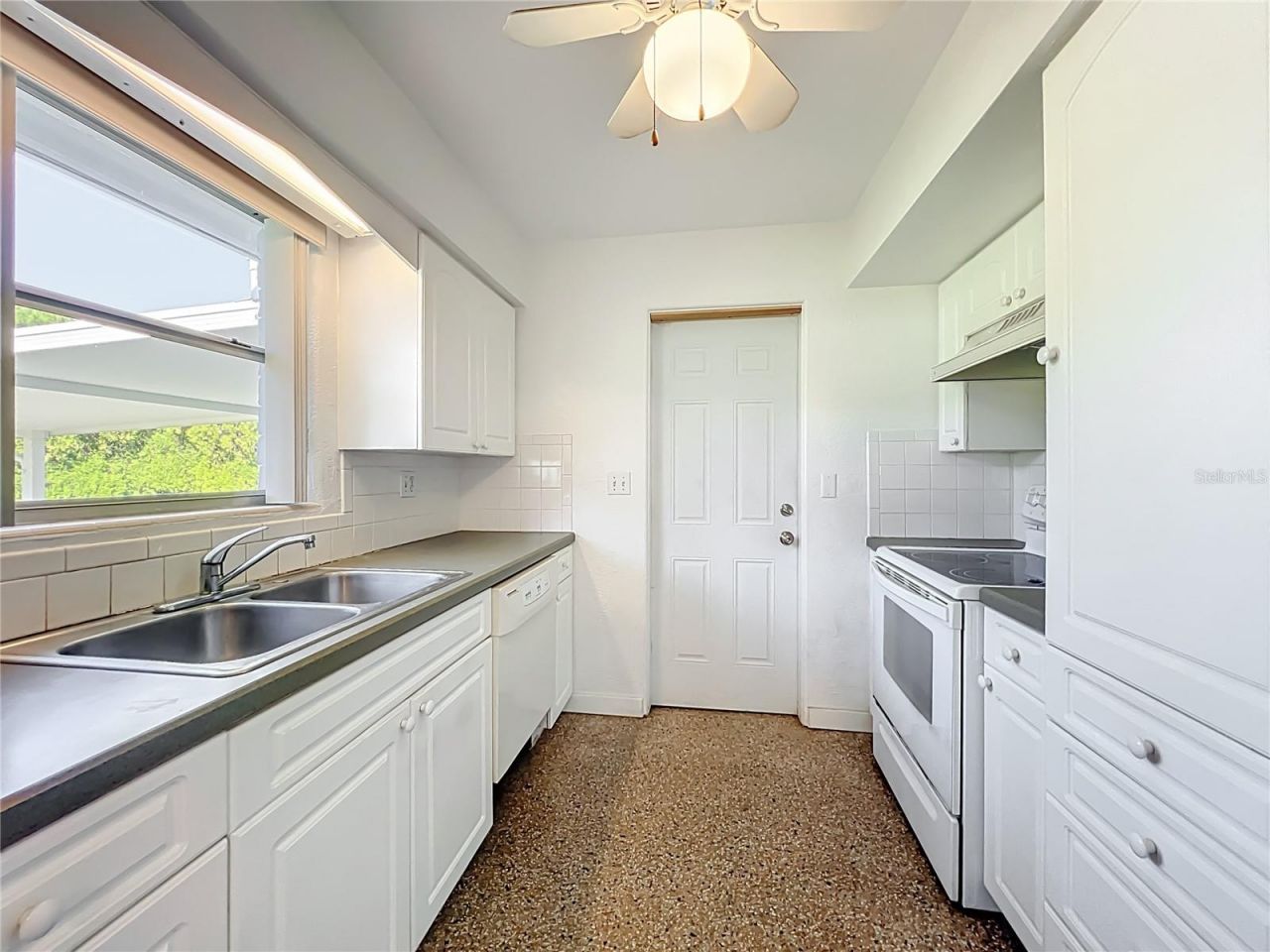 1401 Orange Tree Drive, Edgewater, FL 32132 Photo