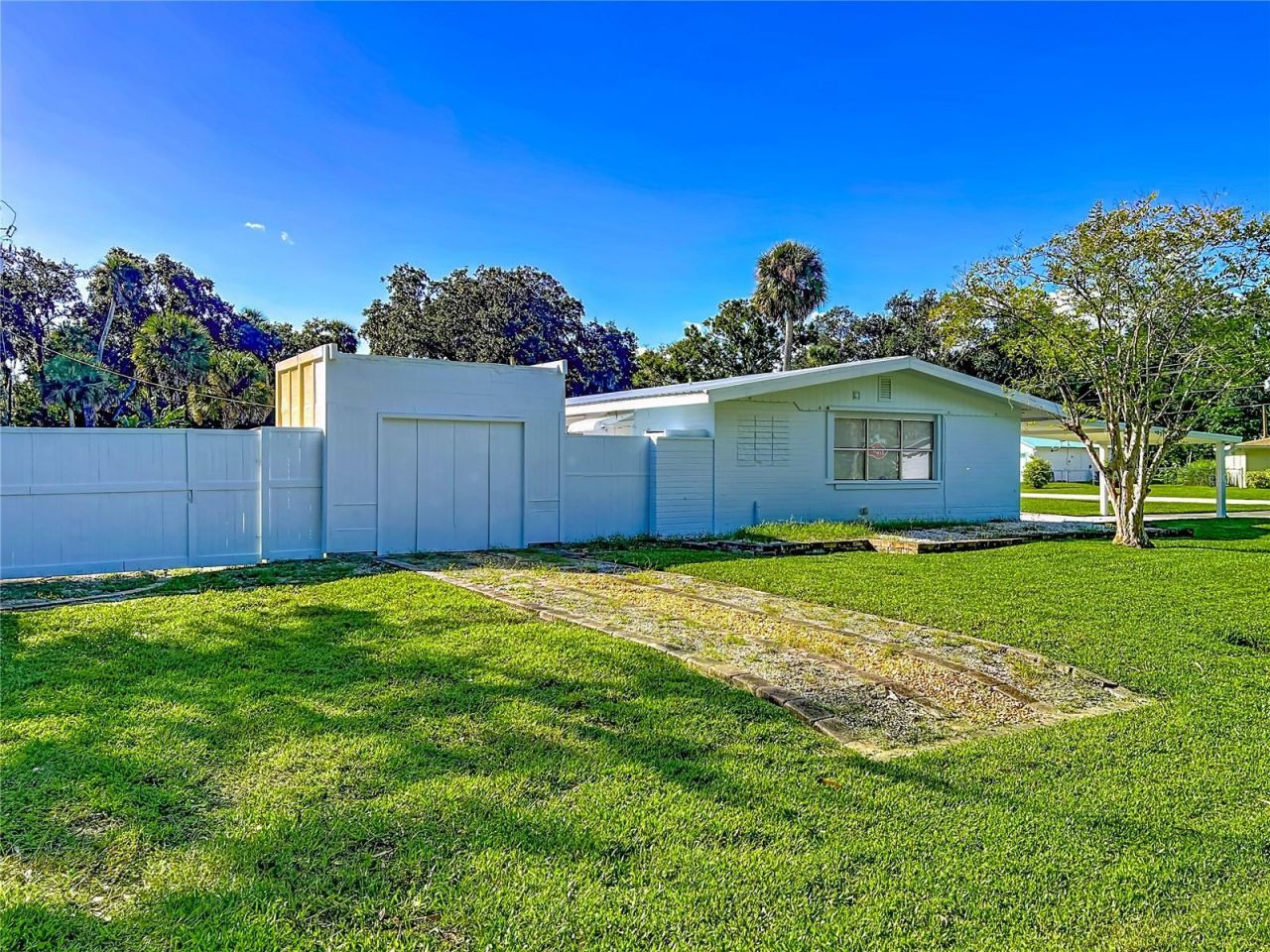 1401 Orange Tree Drive, Edgewater, FL 32132 Photo