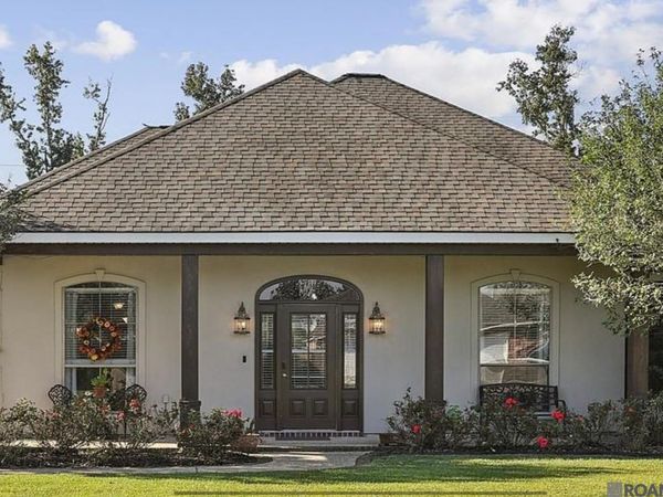 8788 Wyeth Dr, Denham Springs, LA 70706