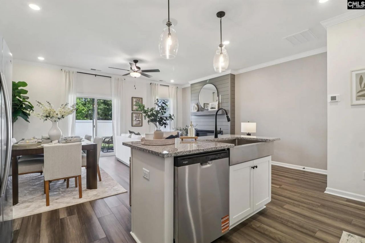 2008 Armada Road Photo 5