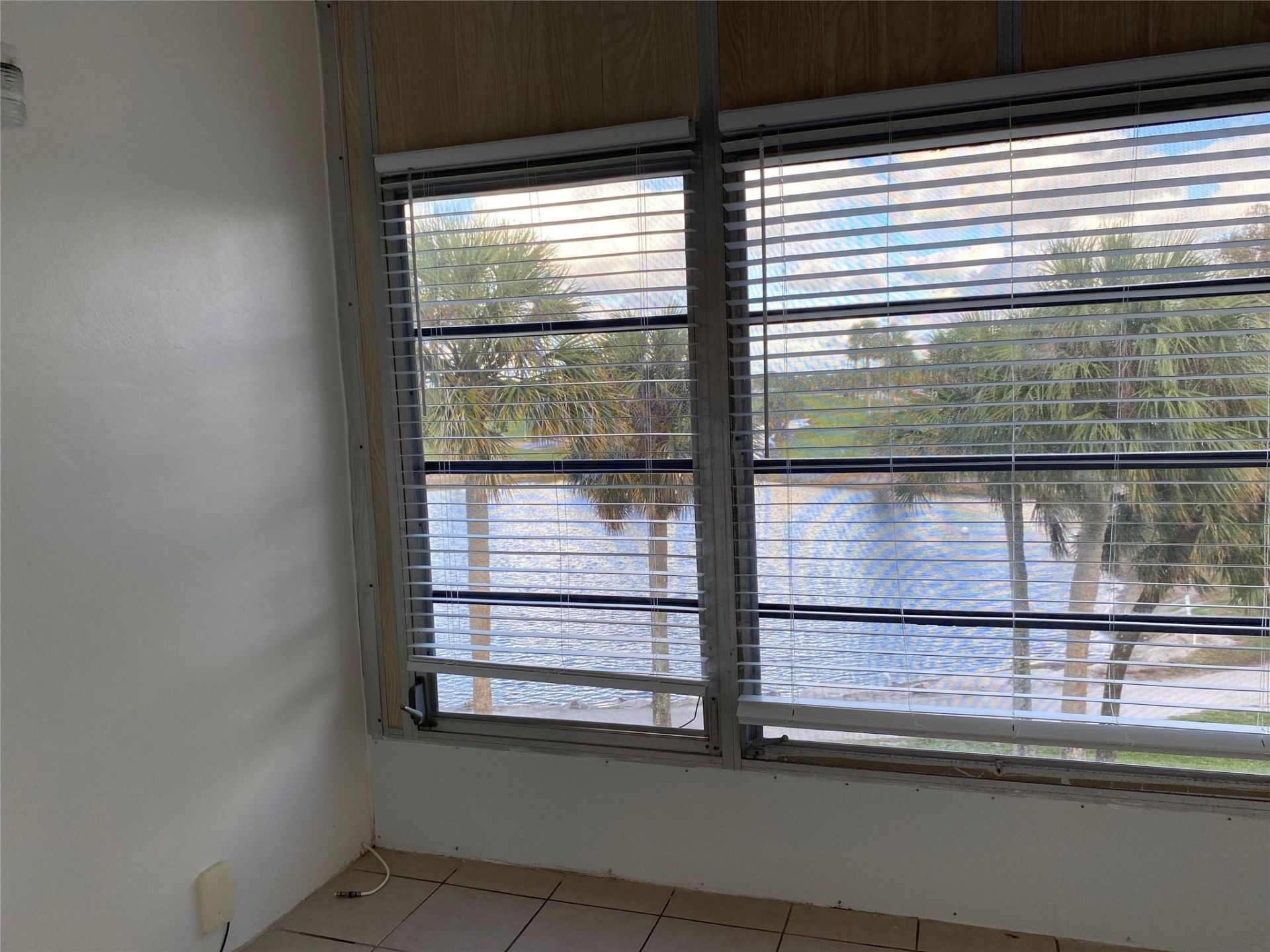 7807 Golf Circle Drive, Unit 306, Margate, FL 33063 Photo