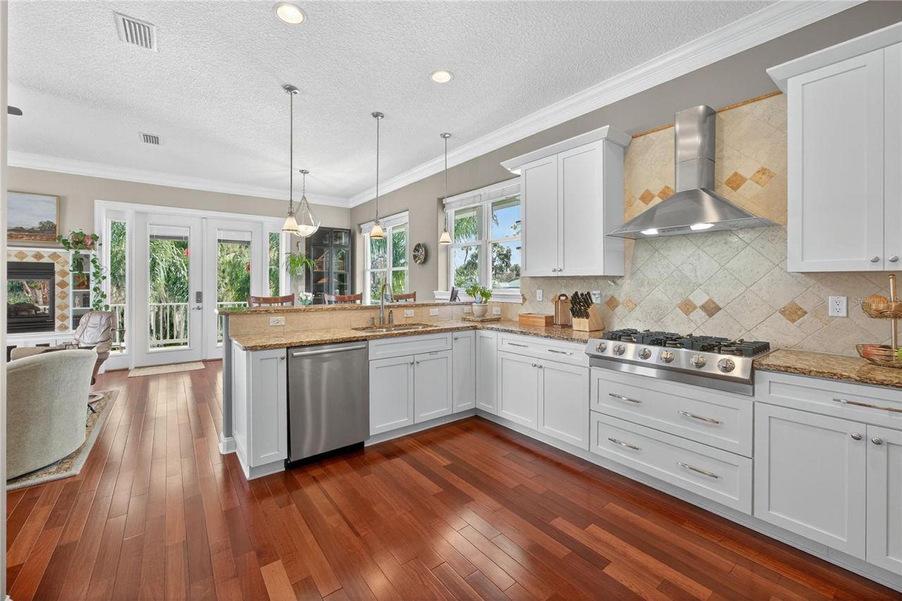 301 Saratoga Drive, Satsuma, FL 32189 Photo