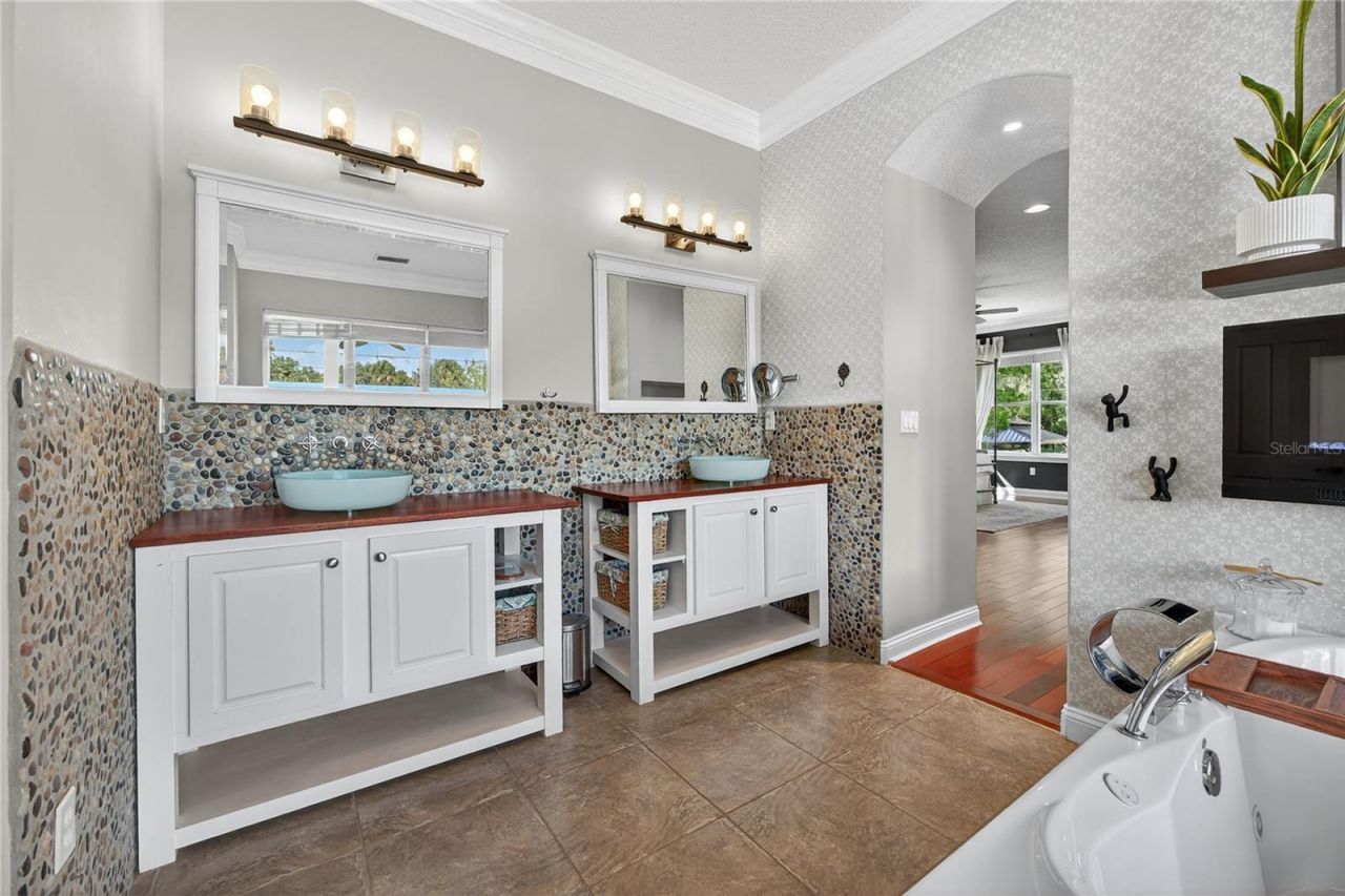 301 Saratoga Drive, Satsuma, FL 32189 Photo