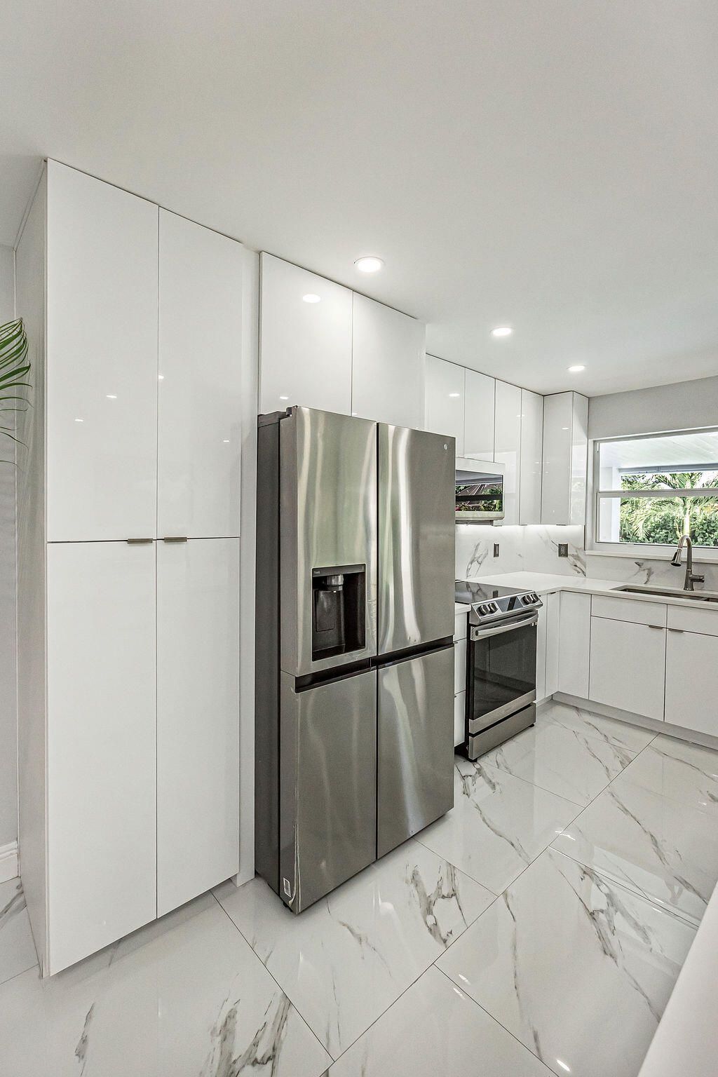 1881 Caribbean Road W, Lake Clarke Shores, FL 33406 Photo