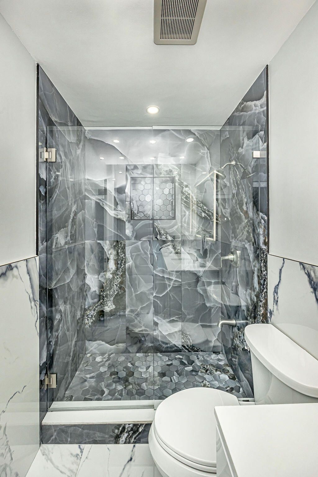 1881 Caribbean Road W, Lake Clarke Shores, FL 33406 Photo