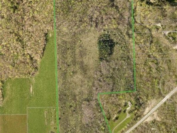 14700 Rock Creek Road, Chardon, OH 44024