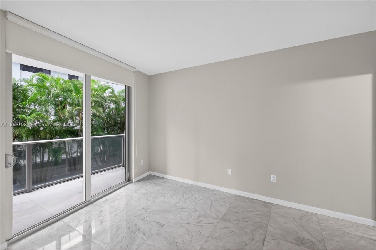 1010 SW 2nd Ave, Unit 603, Miami, FL 33130 Photo