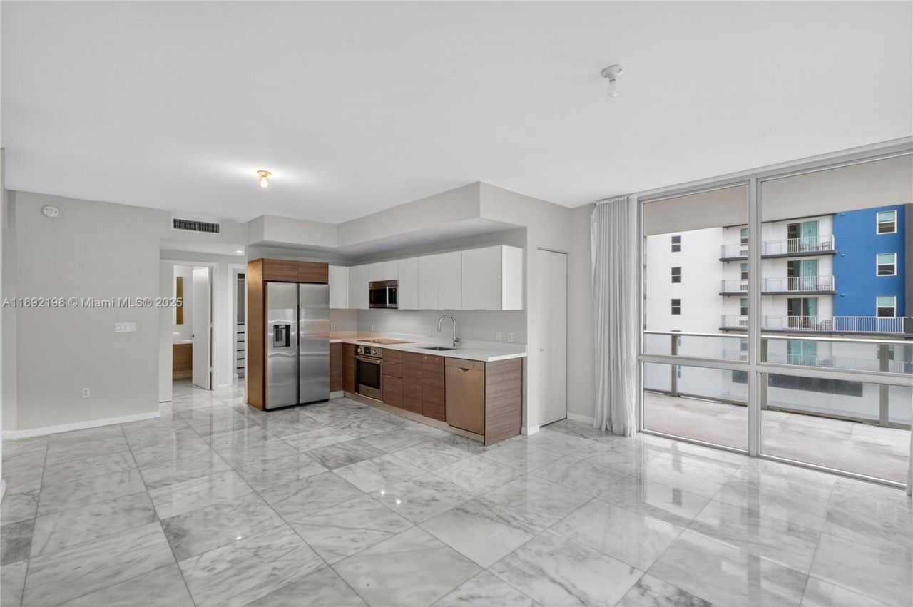 1010 SW 2nd Ave, Unit 603, Miami, FL 33130 Photo