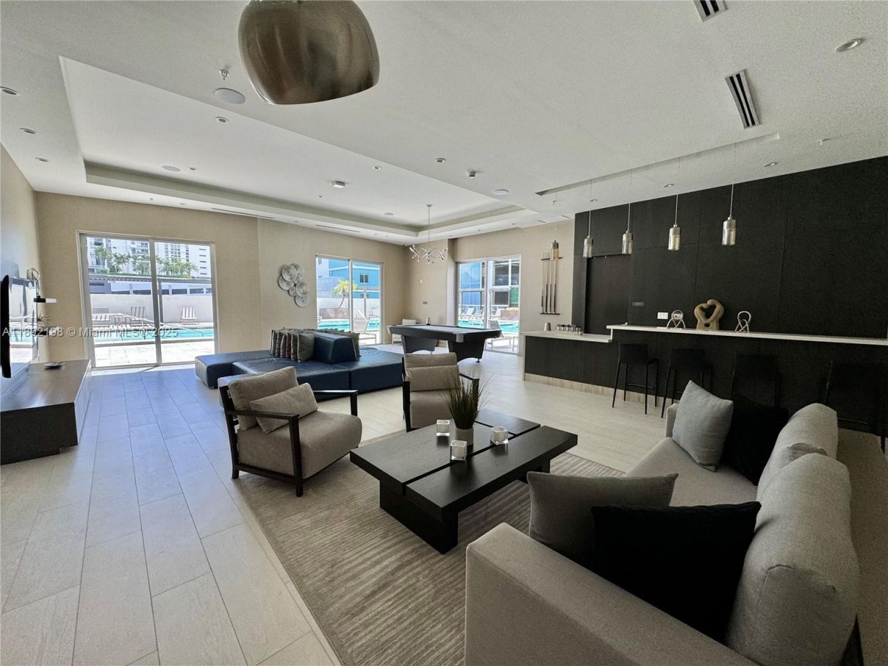 1010 SW 2nd Ave, Unit 603, Miami, FL 33130 Photo