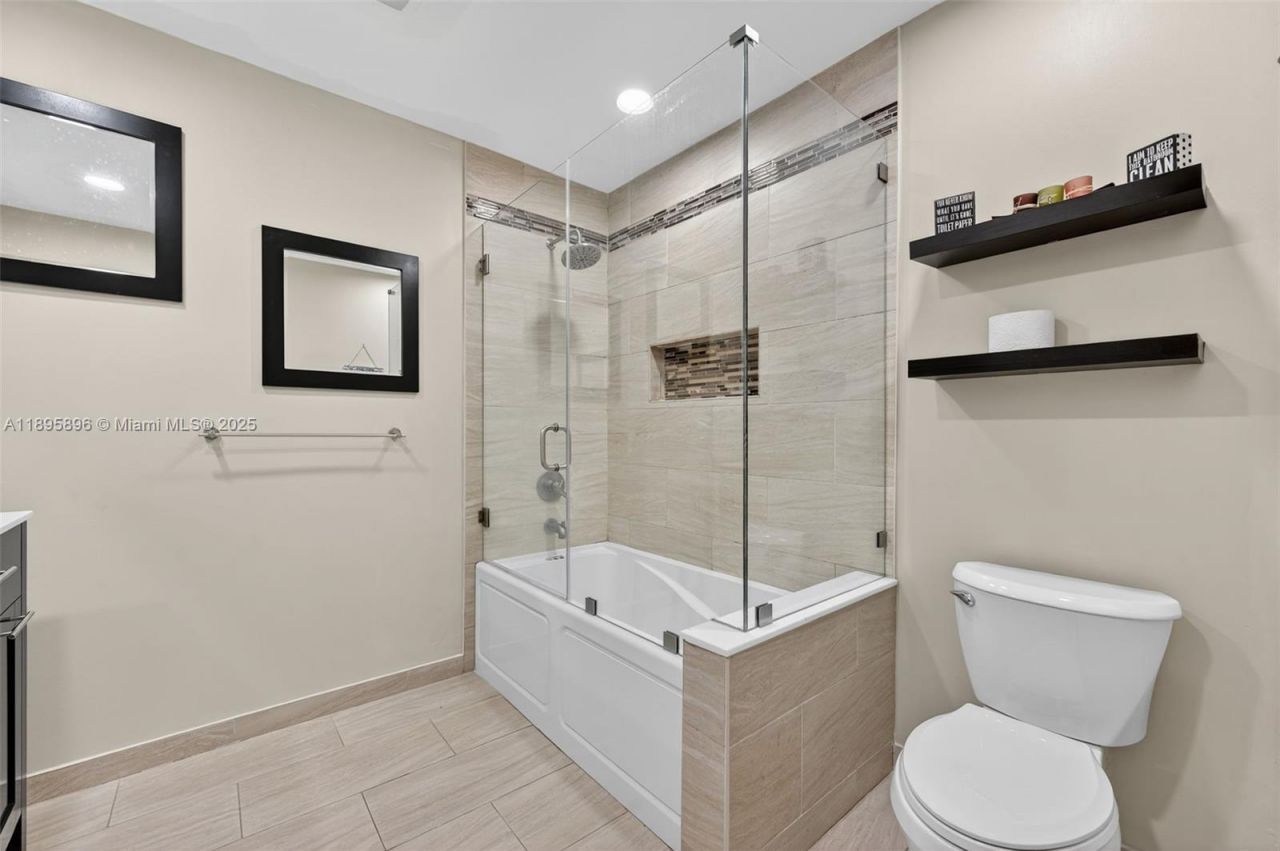 801 Holly Ln, Plantation, FL 33317 Photo