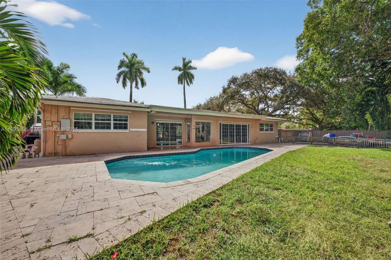 801 Holly Ln, Plantation, FL 33317 Photo