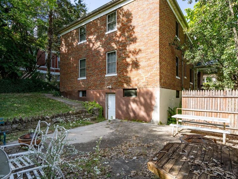 501 Terrace Avenue, Cincinnati, OH 45220 Photo 25