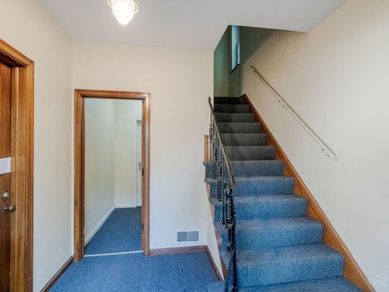 501 Terrace Avenue, Cincinnati, OH 45220 Photo 4