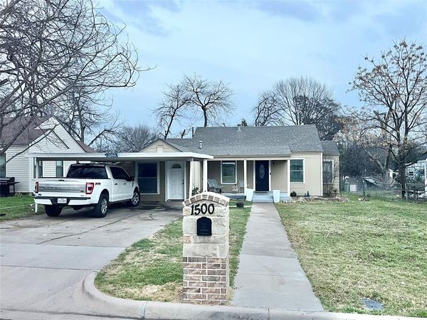 1500 Byrd Drive, River Oaks, TX 76114