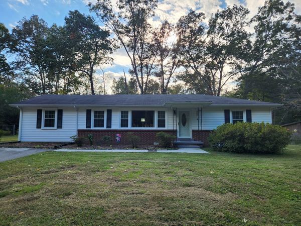 1200 Harton Blvd, Tullahoma, TN 37388