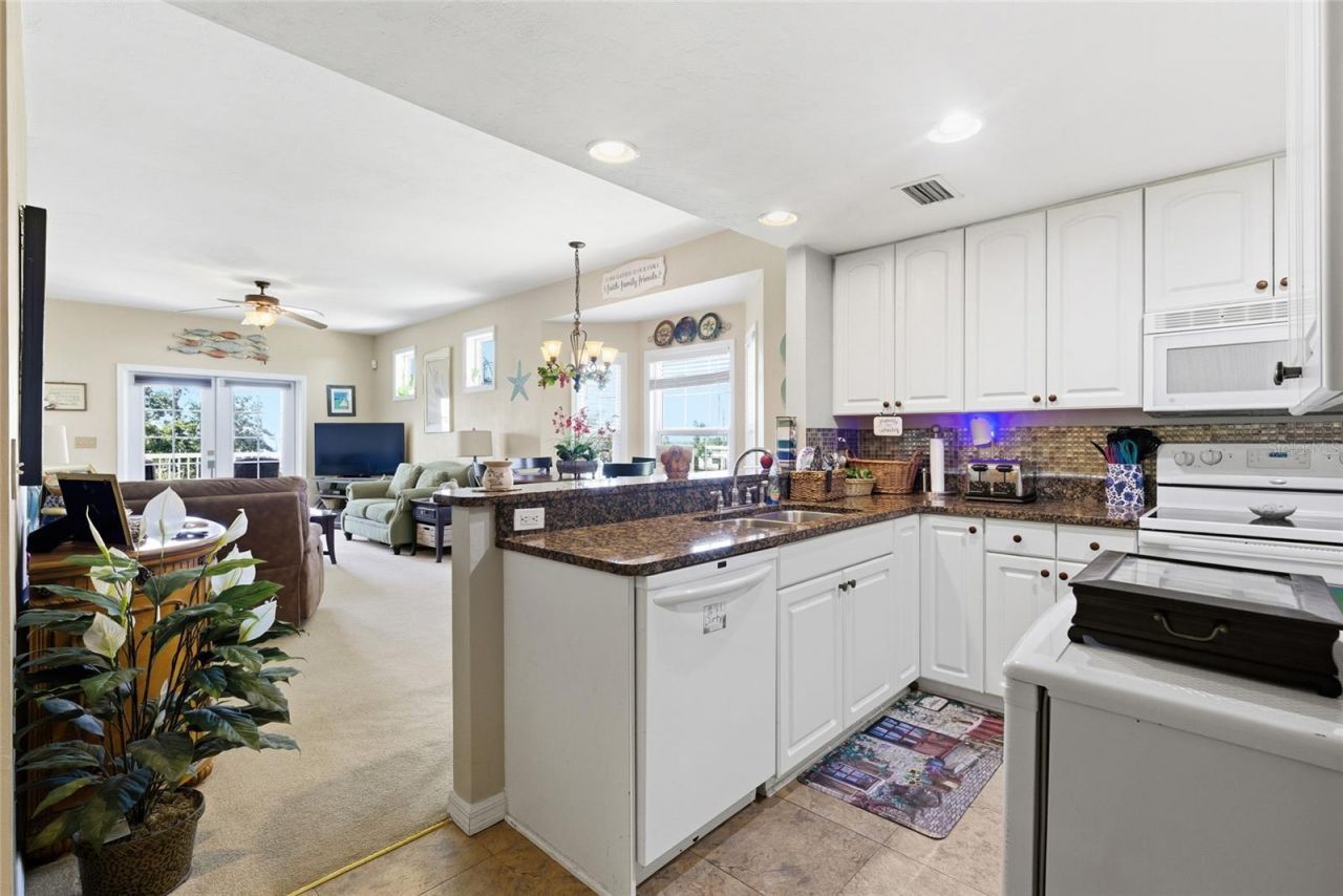 502 Main Street, Unit 112, Horseshoe Beach, FL 32648 Photo