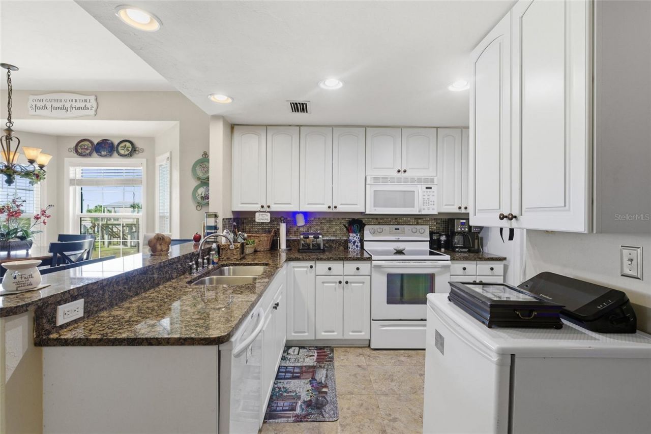 502 Main Street, Unit 112, Horseshoe Beach, FL 32648 Photo