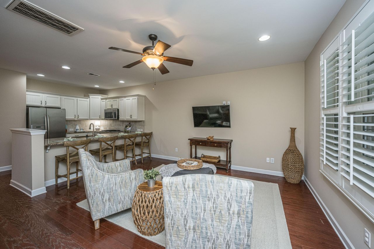 2412 Kings Gate Lane Photo 13