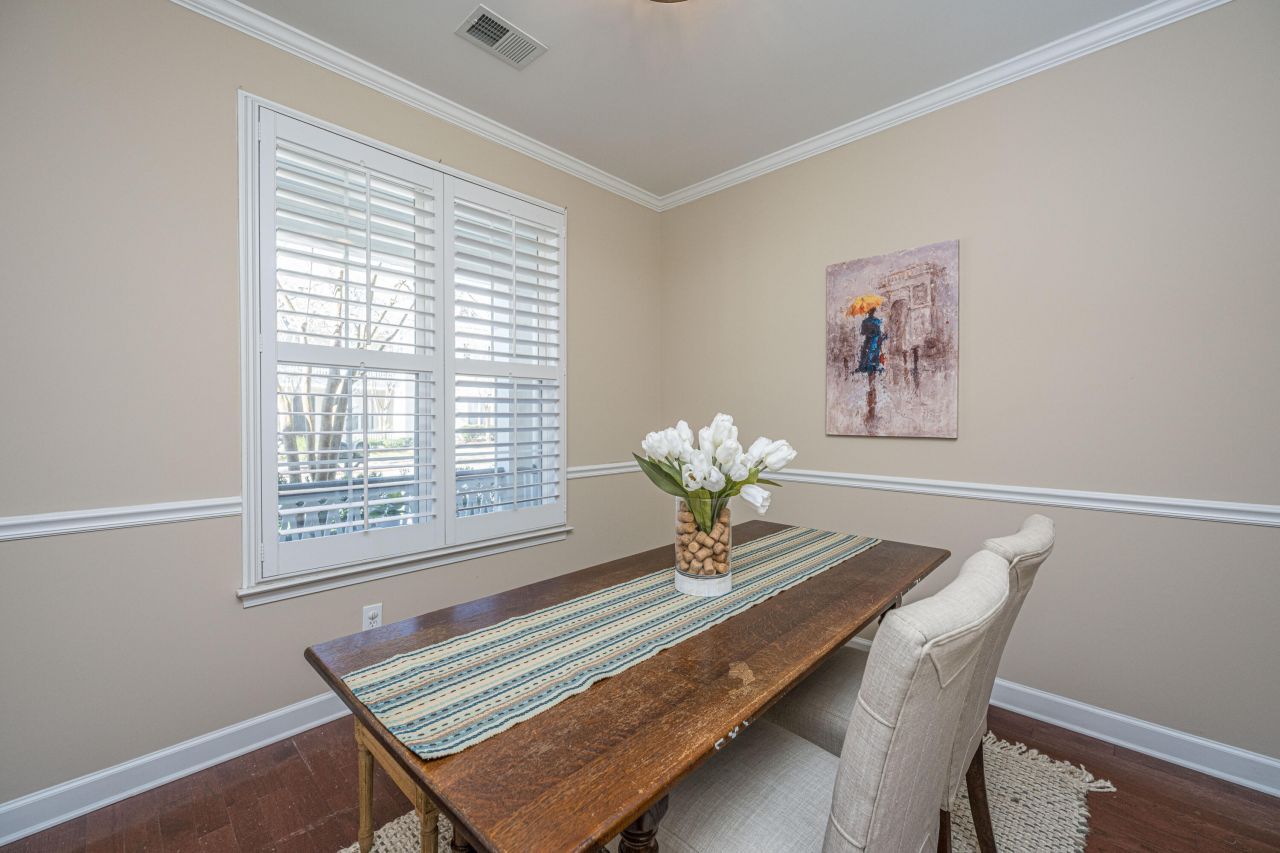 2412 Kings Gate Lane Photo 6