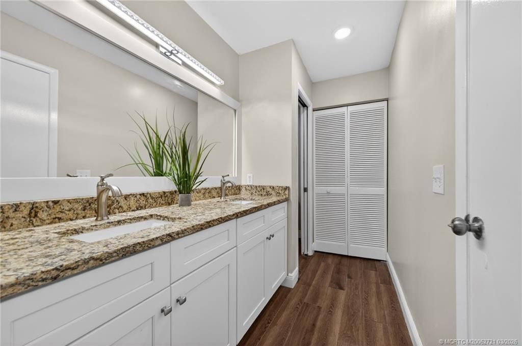 1100 SE Mitchell Avenue, Unit 503, Port Saint Lucie, FL 34952 Photo