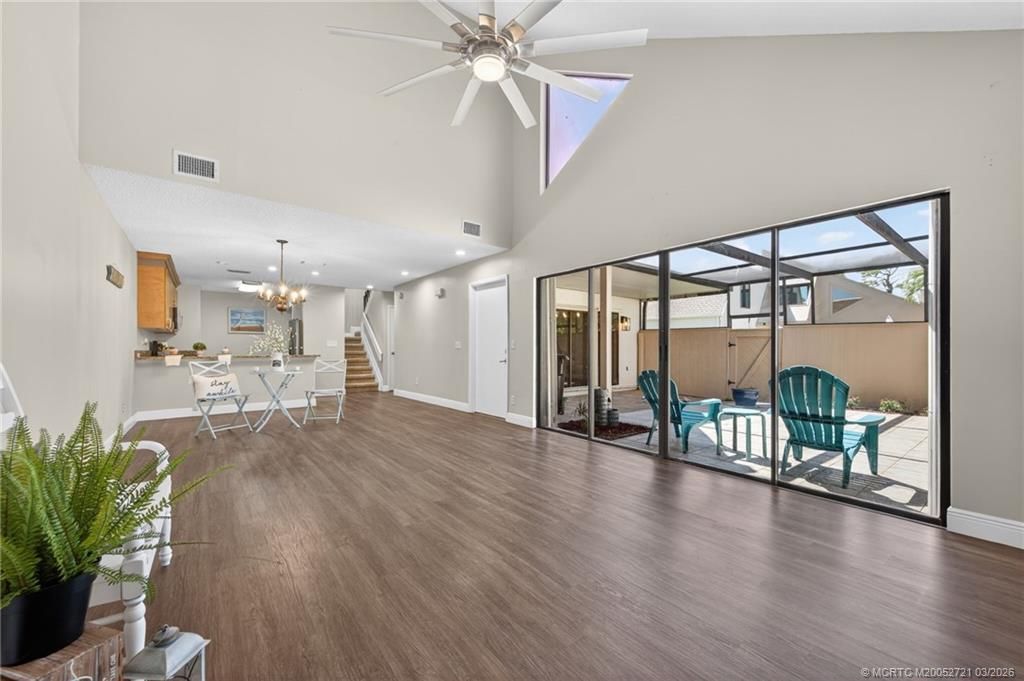 1100 SE Mitchell Avenue, Unit 503, Port Saint Lucie, FL 34952 Photo