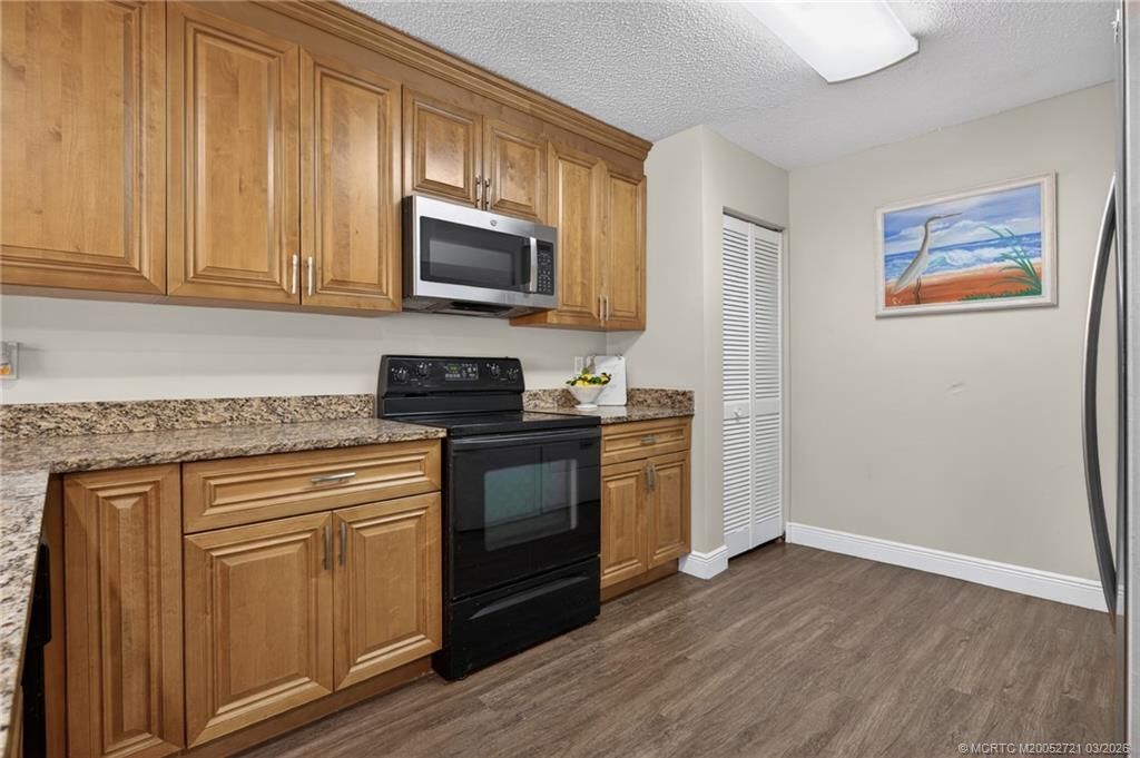 1100 SE Mitchell Avenue, Unit 503, Port Saint Lucie, FL 34952 Photo