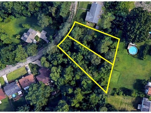 Stratford Boulevard, Steubenville, OH 43952