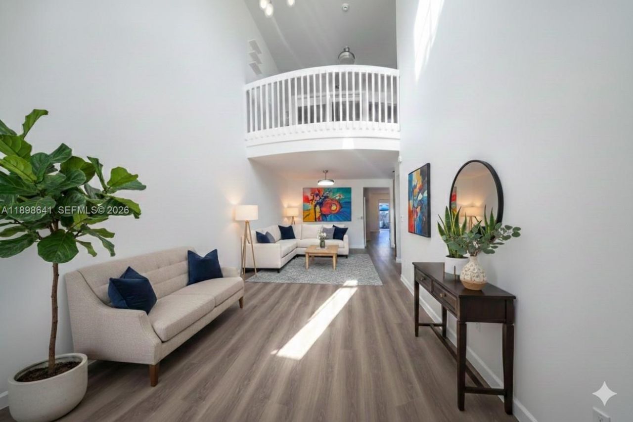 7406 NW 108th Path, Unit 7406, Doral, FL 33178 Photo