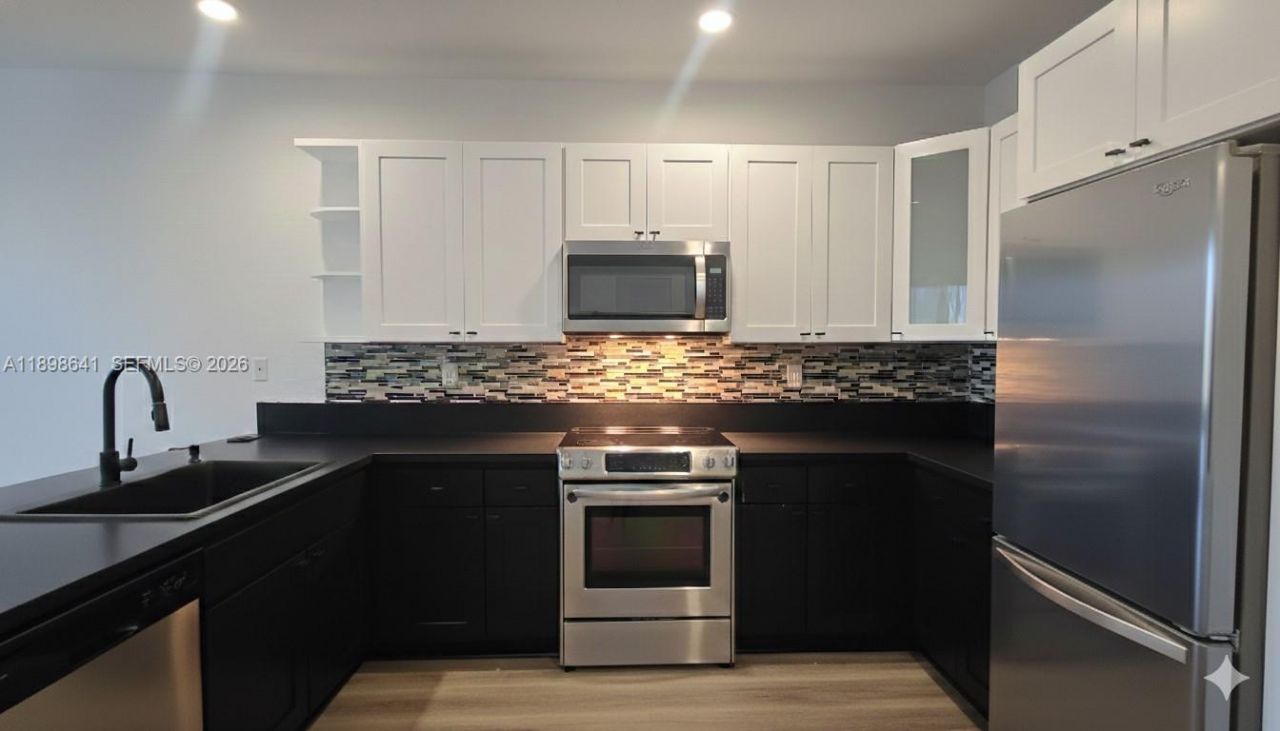 7406 NW 108th Path, Unit 7406, Doral, FL 33178 Photo