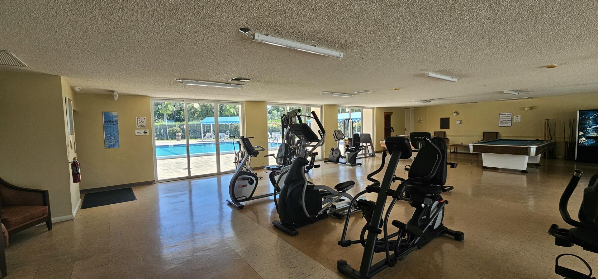 721 Lori Dr, Unit 105, Palm Springs, FL 33461 Photo