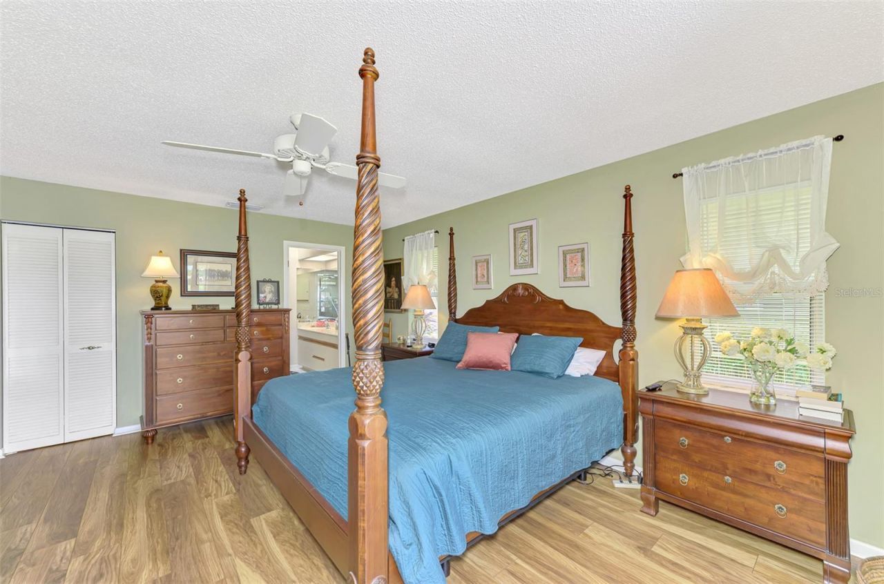 3168 E Village Drive, Venice, FL 34293 Photo