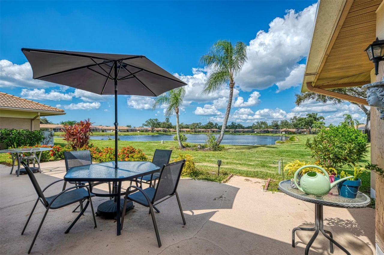 3168 E Village Drive, Venice, FL 34293 Photo