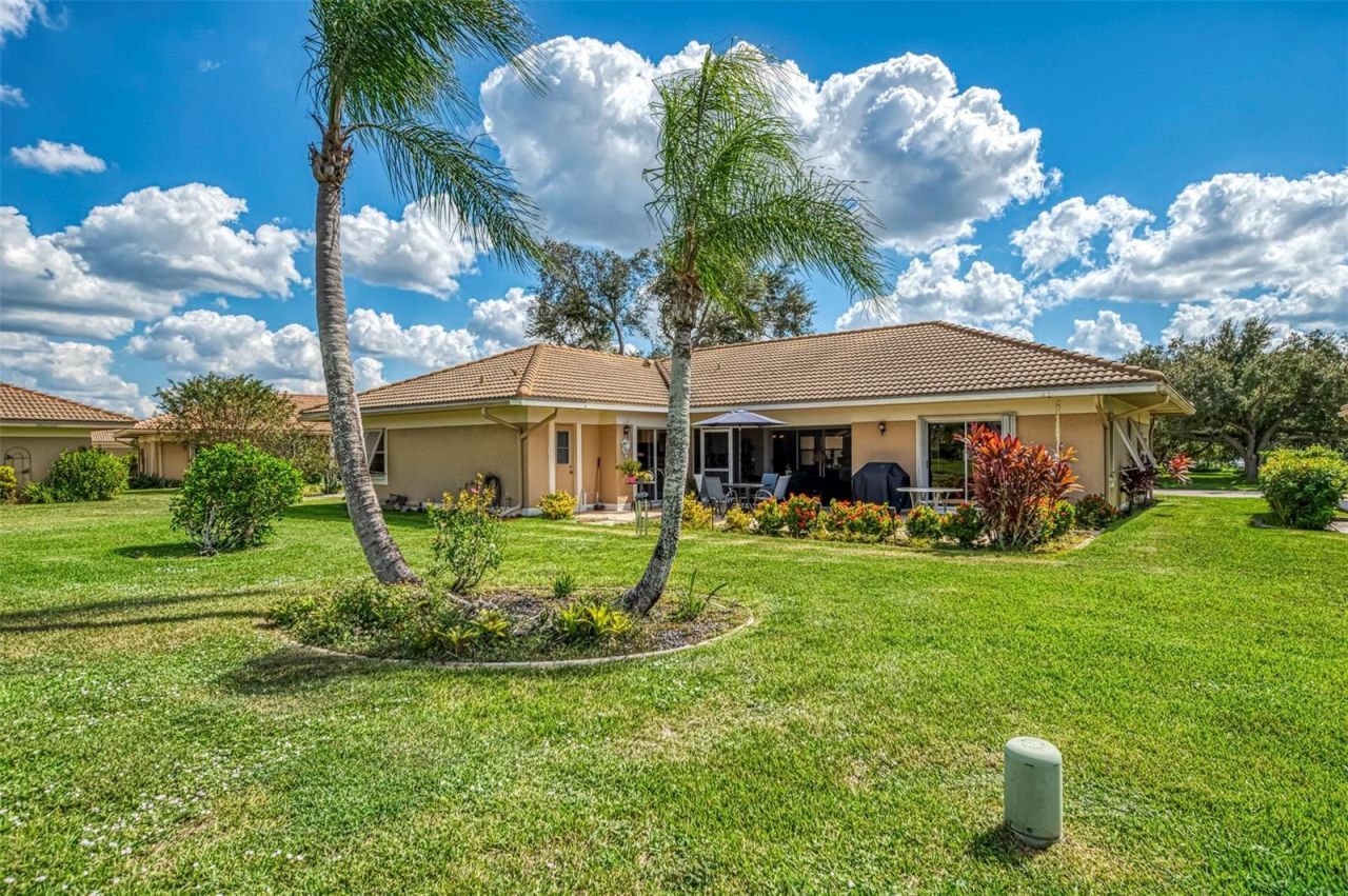 3168 E Village Drive, Venice, FL 34293 Photo