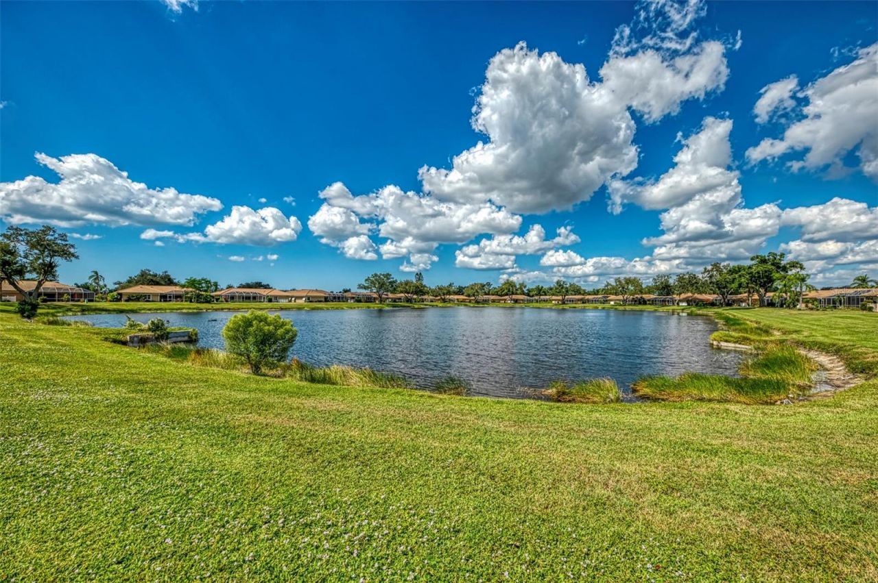 3168 E Village Drive, Venice, FL 34293 Photo