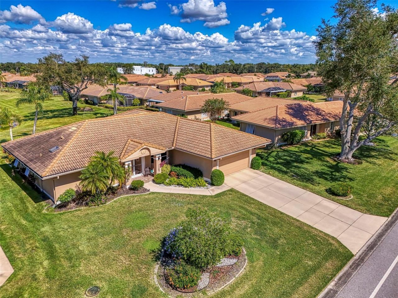 3168 E Village Drive, Venice, FL 34293 Photo