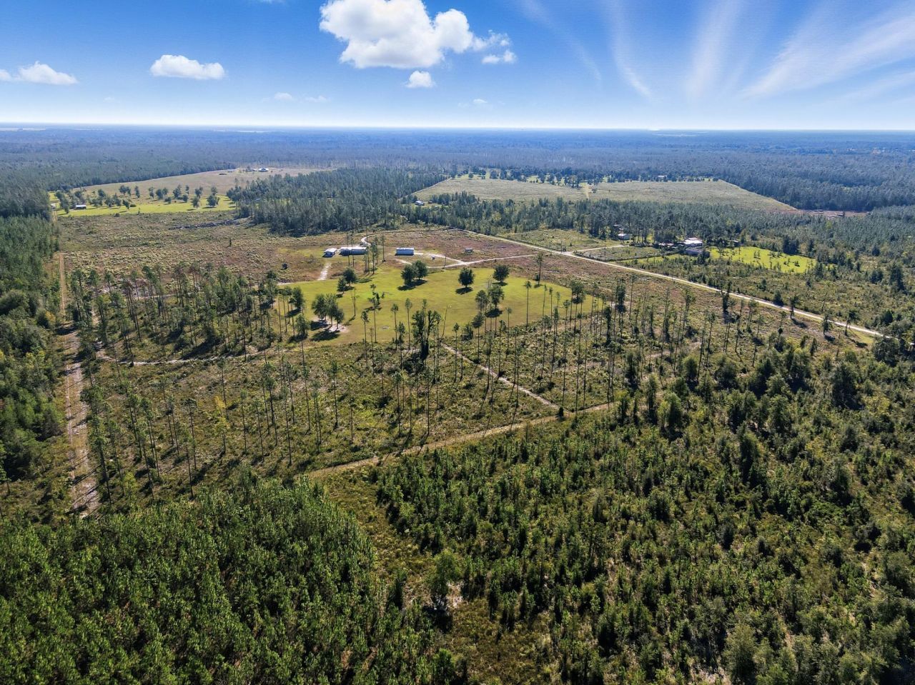 641 SE Sequoyah Trail, Lee, FL 32059 Photo