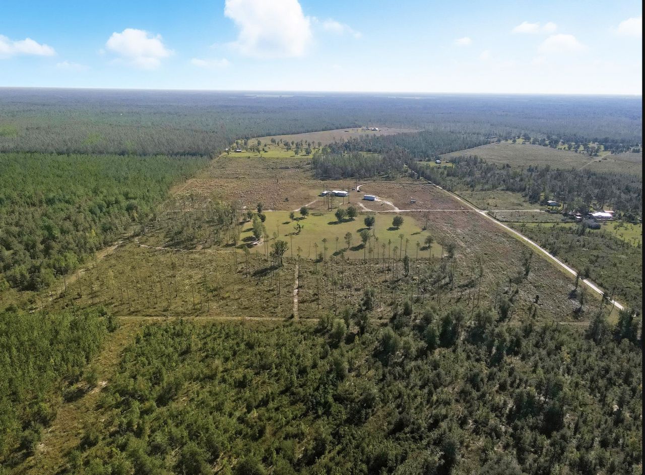 641 SE Sequoyah Trail, Lee, FL 32059 Photo